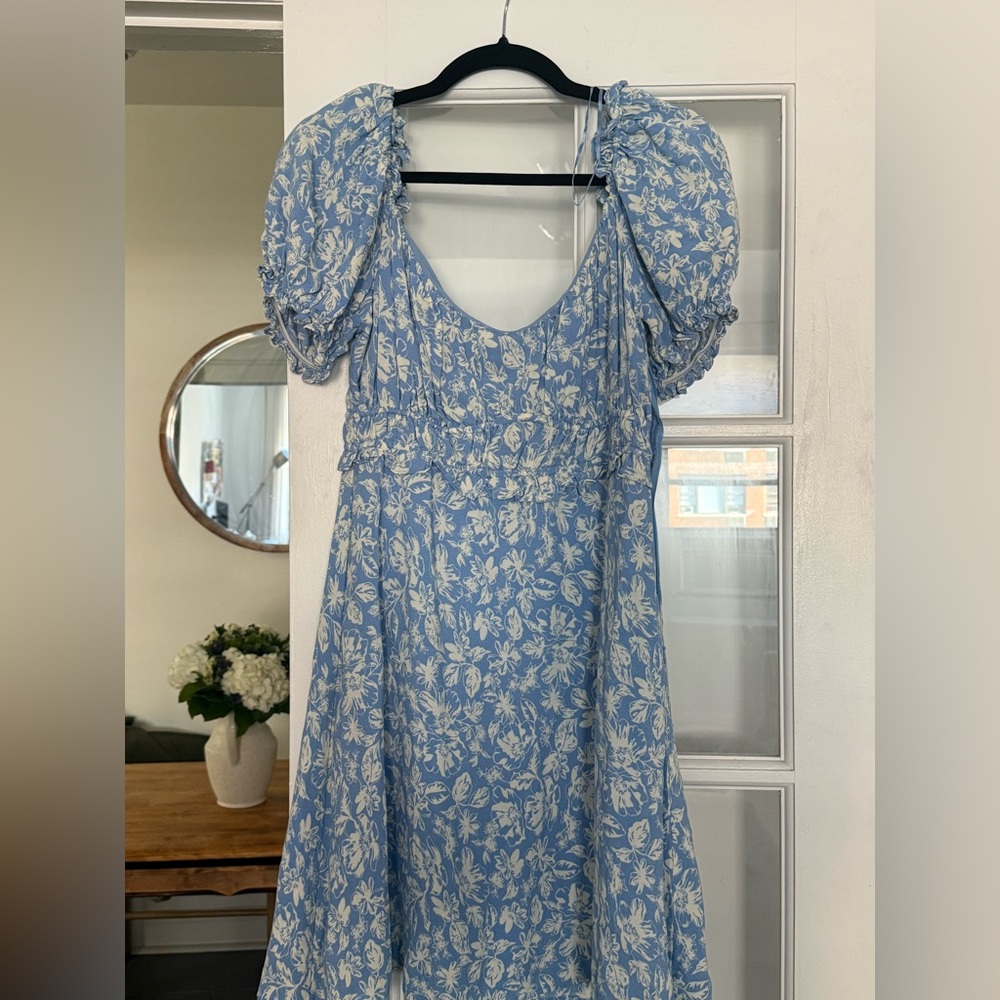 ASTR Blue and Cream Floral Dress